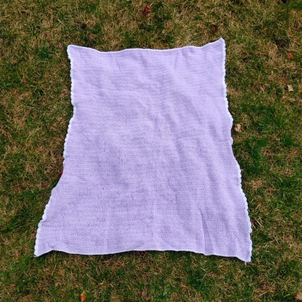 CUTE Lilac Crib Blanket Baby Blanket Small Knit Flow